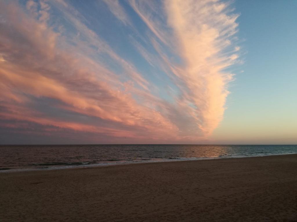 ttravel agencies have evolved - clouds. sea and sand alt La Antilla